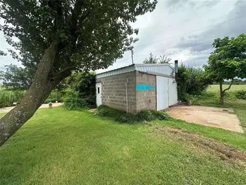 380 Weichel St, Colony, OK 73021 photo 15