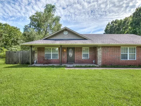 411800 E 1182 Rd, Eufaula, OK 74432 photo 4