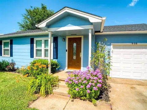 908 N Cockrel Ave, Norman, OK 73071