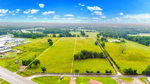 4 N Denison Rd, Idabel, OK 74745