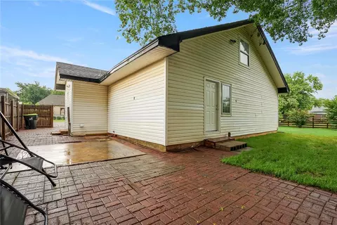 801 S 3rd St, Purcell, OK 73080 photo 4