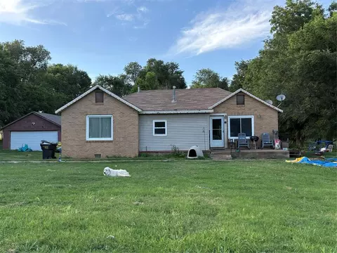 1218 County Road 1230, Tuttle, OK 73089