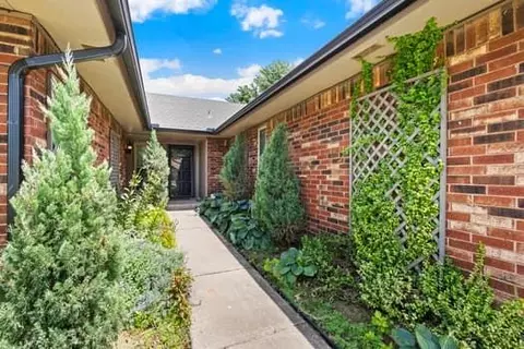 4729 Deer Crk, Yukon, OK 73099
