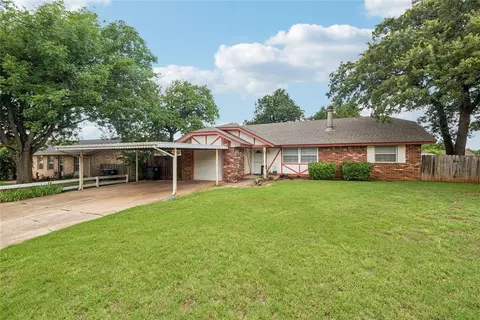 3201 Marla Ln, Edmond, OK 73034