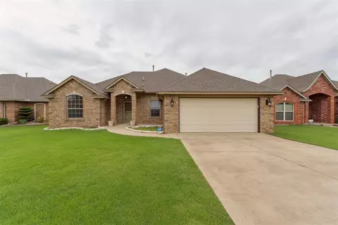 1409 Jordan Dr, Moore, OK 73160