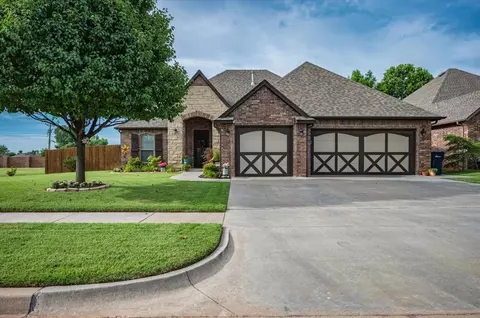 13104 NW 1st Ter, Yukon, OK 73099