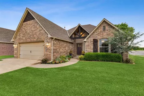 14013 Savannah River Way, Yukon, OK 73099