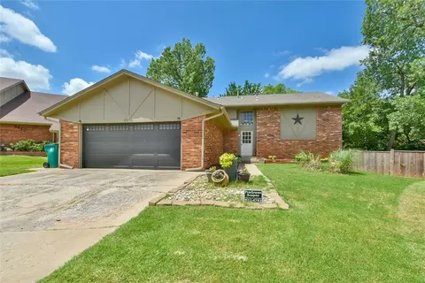 8800 Stoneleigh Ct, Oklahoma City, OK 73132