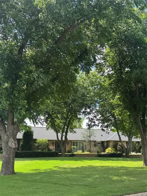 10917 Blue Stem Back Rd, Oklahoma City, OK 73162