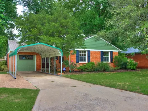 1213 Leslie Ln, Norman, OK 73069