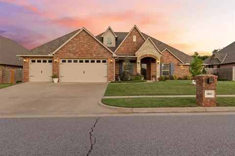 19804 Dalemead Way, Edmond, OK 73012