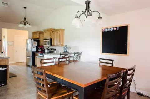 1816 Foxtail Cir, Altus, OK 73521 photo 2