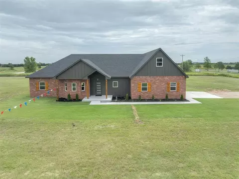 7990 N Sanderson Ter, Crescent, OK 73028