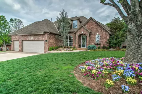 2632 E Ashecroft Dr, Edmond, OK 73034