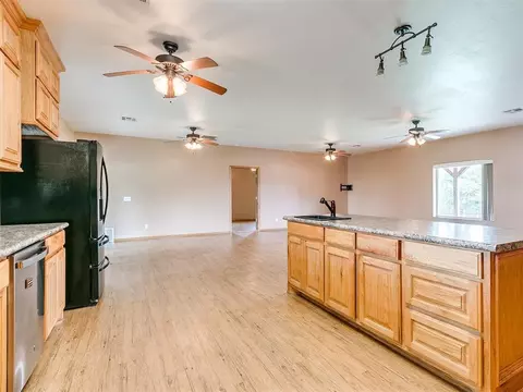 816 E Roller Coaster Rd, Guthrie, OK 73044 photo 22