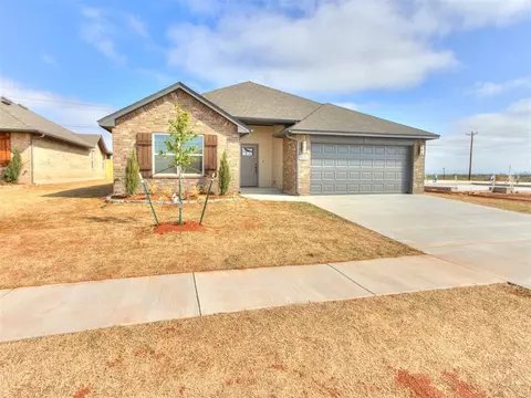 12005 NW 121st Cir, Yukon, OK 73099