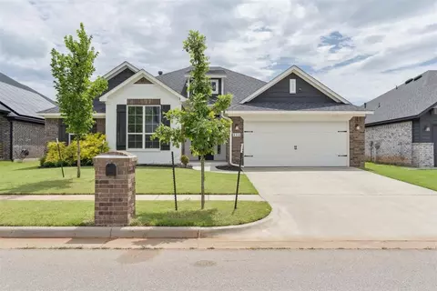 808 Scully Rd, Yukon, OK 73099