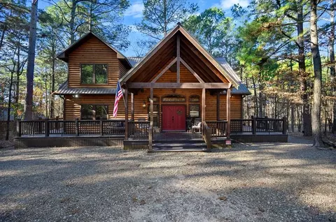 123 Hemlock Grove Rd, Broken Bow, OK 74728