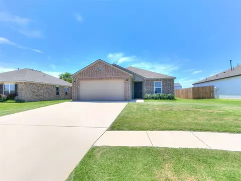424 SE 7th Pl, Newcastle, OK 73065