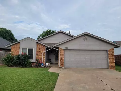 1005 N Kirk Way, Mustang, OK 73064
