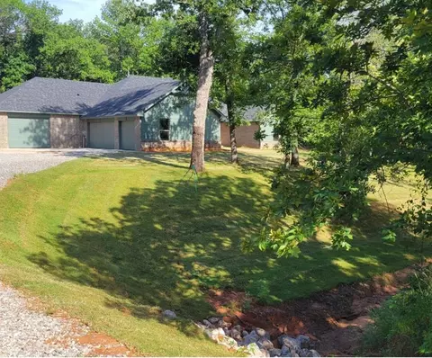 Exterior - 104741 S Pimlico Pass, Mcloud, OK 74851 photo 5 of 8
