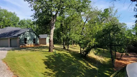 Exterior - 104741 S Pimlico Pass, Mcloud, OK 74851 photo 6 of 8