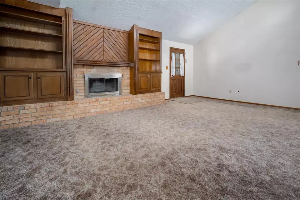  1909 Oakcreek Dr, Norman, OK 73071 photo 10