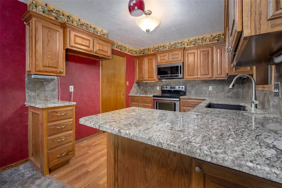  1909 Oakcreek Dr, Norman, OK 73071 photo 5