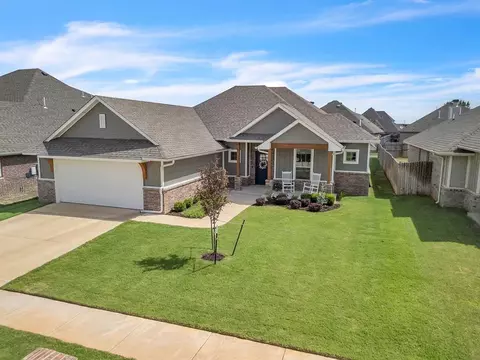 18716 Lazy Grove Dr, Edmond, OK 73012
