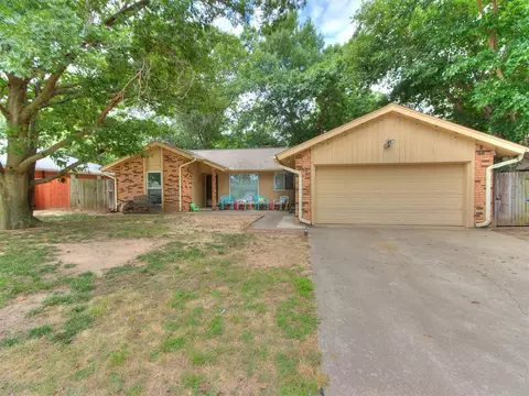 408 Midland Dr, Norman, OK 73072