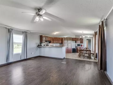 4000 E Camp Dr, Guthrie, OK 73044 photo 5