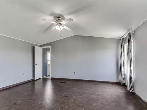 4000 E Camp Dr, Guthrie, OK 73044 photo 12
