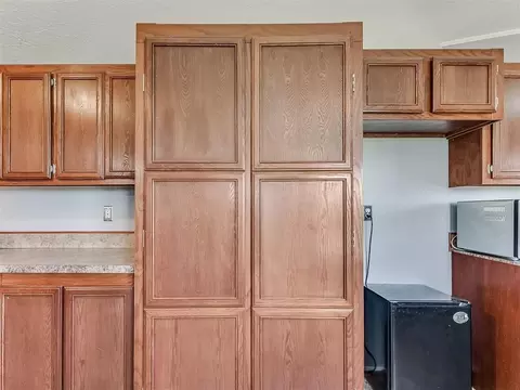 4000 E Camp Dr, Guthrie, OK 73044 photo 9