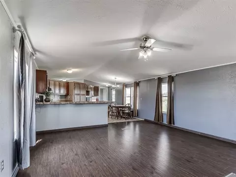 4000 E Camp Dr, Guthrie, OK 73044 photo 4