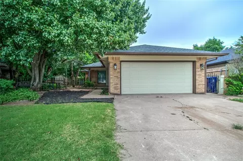 7913 Debar Cir, Oklahoma City, OK 73132