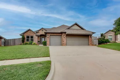 9124 NW 90th Cir, Yukon, OK 73099