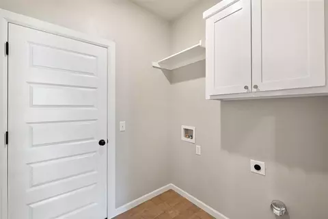 Other - 203 W Holly St, Tuttle, OK 73089 photo 3 of 4