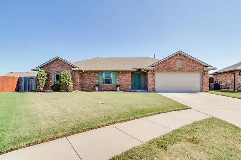 1676 Lexington Ct, Newcastle, OK 73065
