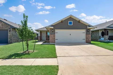 19616 Brookville Dr, Edmond, OK 73012