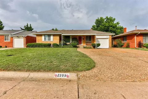 2209 N Warren Ave, Oklahoma City, OK 73107