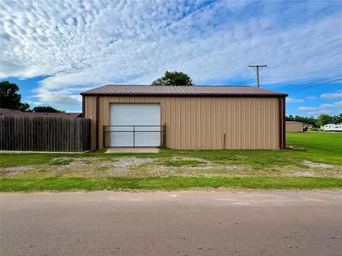 801 N 6th St, Thomas, OK 73669 photo 29