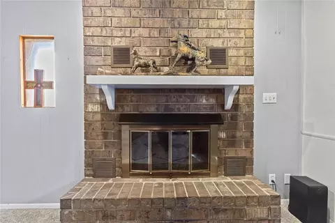801 N 6th St, Thomas, OK 73669 photo 6