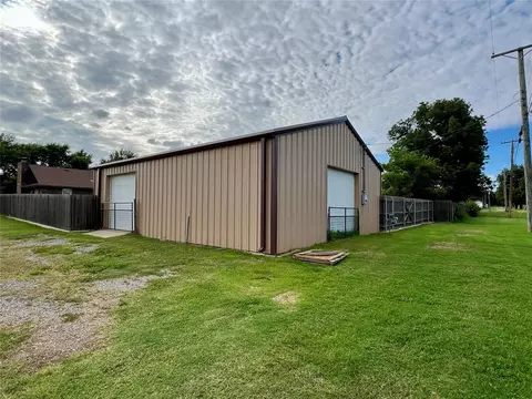801 N 6th St, Thomas, OK 73669 photo 30