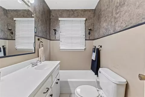 801 N 6th St, Thomas, OK 73669 photo 9