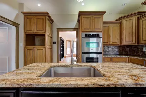 Kitchen - 423 E Noble Ave, Guthrie, OK 73044 photo 5 of 5