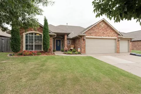 8809 NW 114th Cir, Oklahoma City, OK 73162