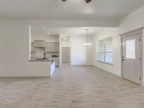 15958 Pecan Rd, Mcloud, OK 74851 photo 5