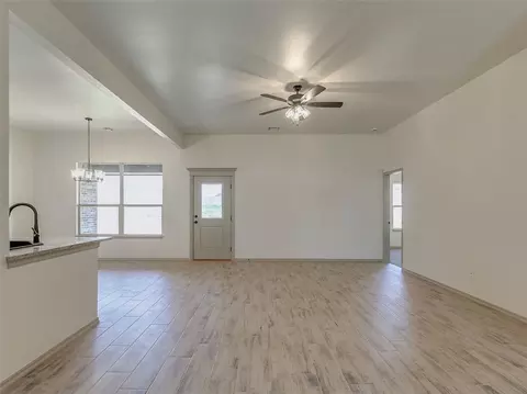 15958 Pecan Rd, Mcloud, OK 74851 photo 4