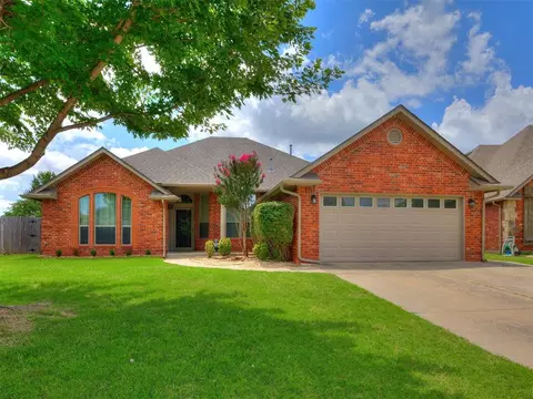 3916 Irvine Dr, Norman, OK 73072