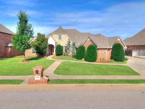 13705 Cascata Strada St, Oklahoma City, OK 73170